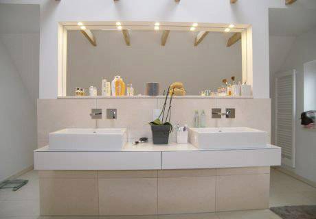 design-bad-design-badezimmer-ausstattung-einfamilienhaus-os_original