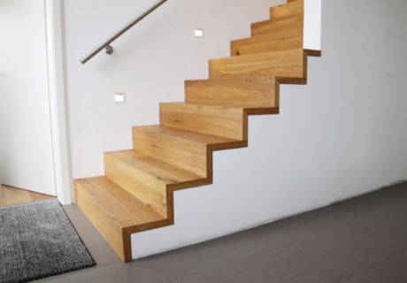betontreppe-holzbelag-faltwerk-einfamilienhaus-wohnbau_original
