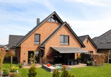 20_planen-und-bauen-einfamilienhaus-landhaus-architektur-bezahlbar-massiv