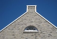 49_einfamilienhaus-neubau-detail-englisches-landhaus-giebel-schildgiebel
