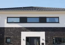 83_einfamilienhaus-neubau-detail-fassadengestaltung-massivhaus-stadtvilla