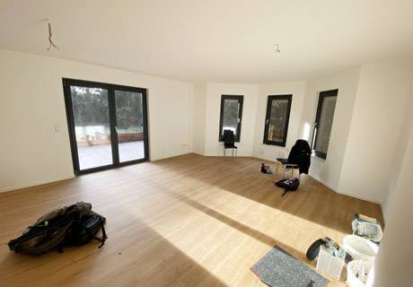 altbau-wohnzimmer-nachher-einfamilienhaus-sanierung-osnabrueck_original